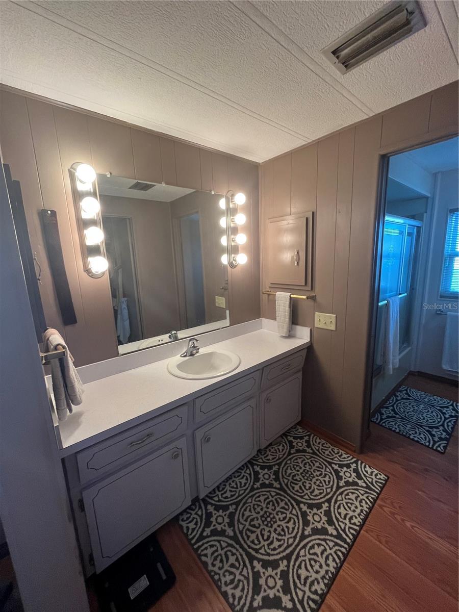 VENICE ISLE - Residential