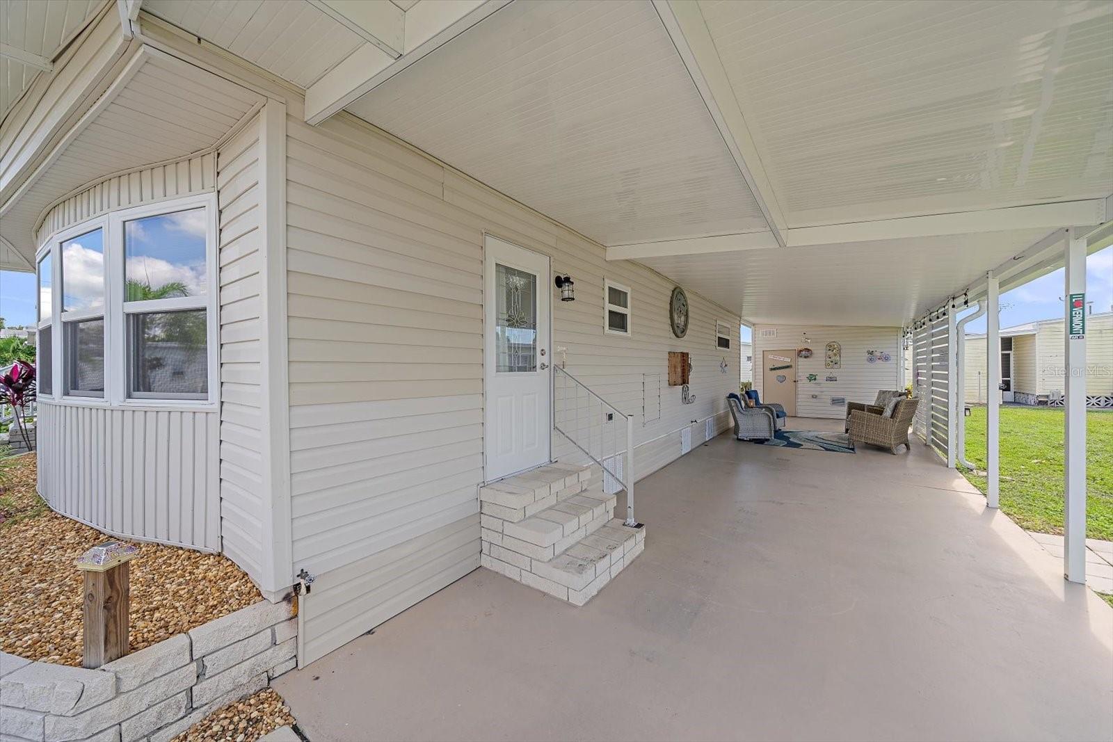 102 DEL RIO DRIVE