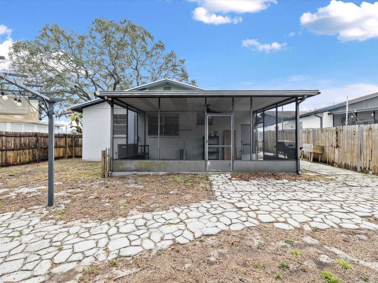 ARMENIA HEIGHTS - Residential