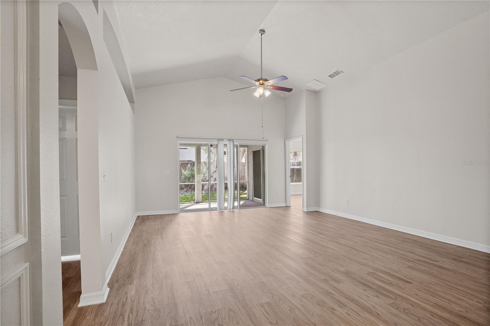 1403 ISLAND COVE DRIVE