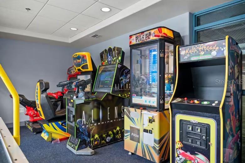 BLUE HERON BEACH RESIDENCE TOWER I - Residential