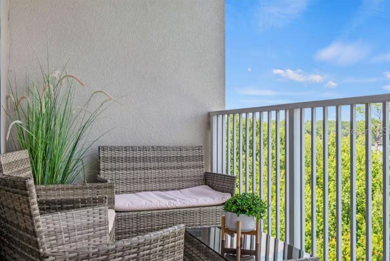 BLUE HERON BEACH RESIDENCE TOWER I - Residential