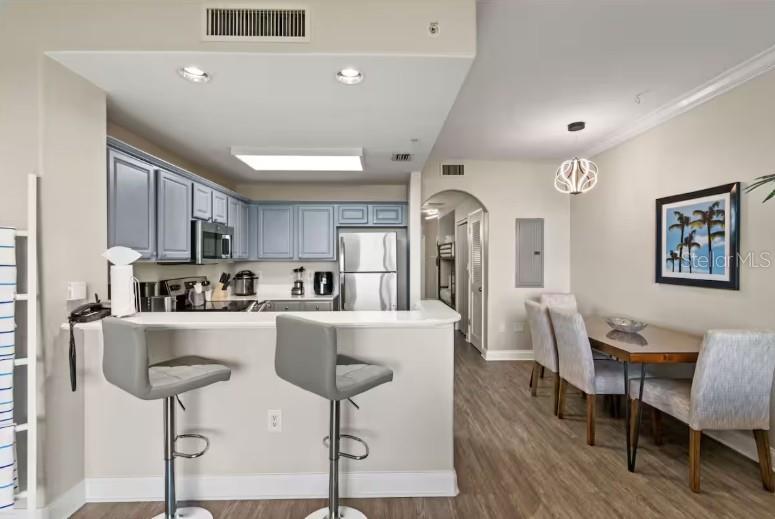 BLUE HERON BEACH RESIDENCE TOWER I - Residential