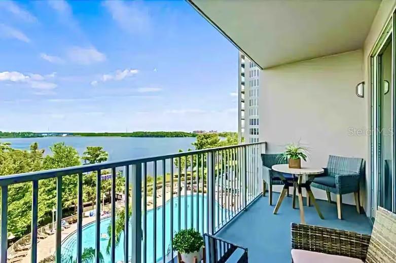 BLUE HERON BEACH RESIDENCE TOWER I - Residential