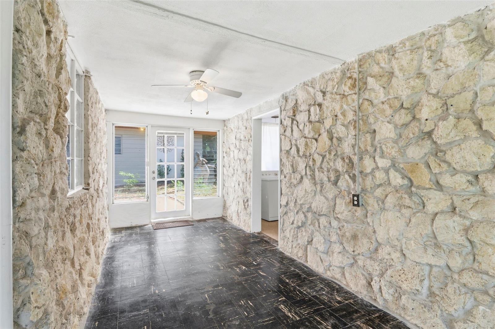 ARTHUR GIBSONS SUB - Residential