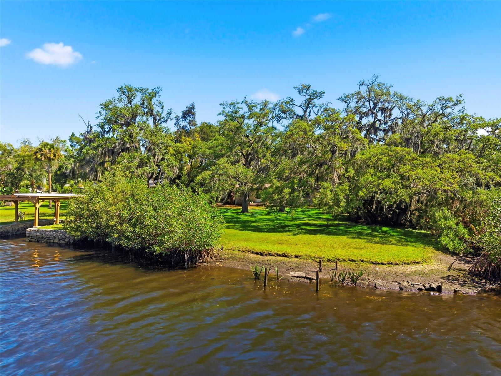 ARTHUR GIBSONS SUB - Residential