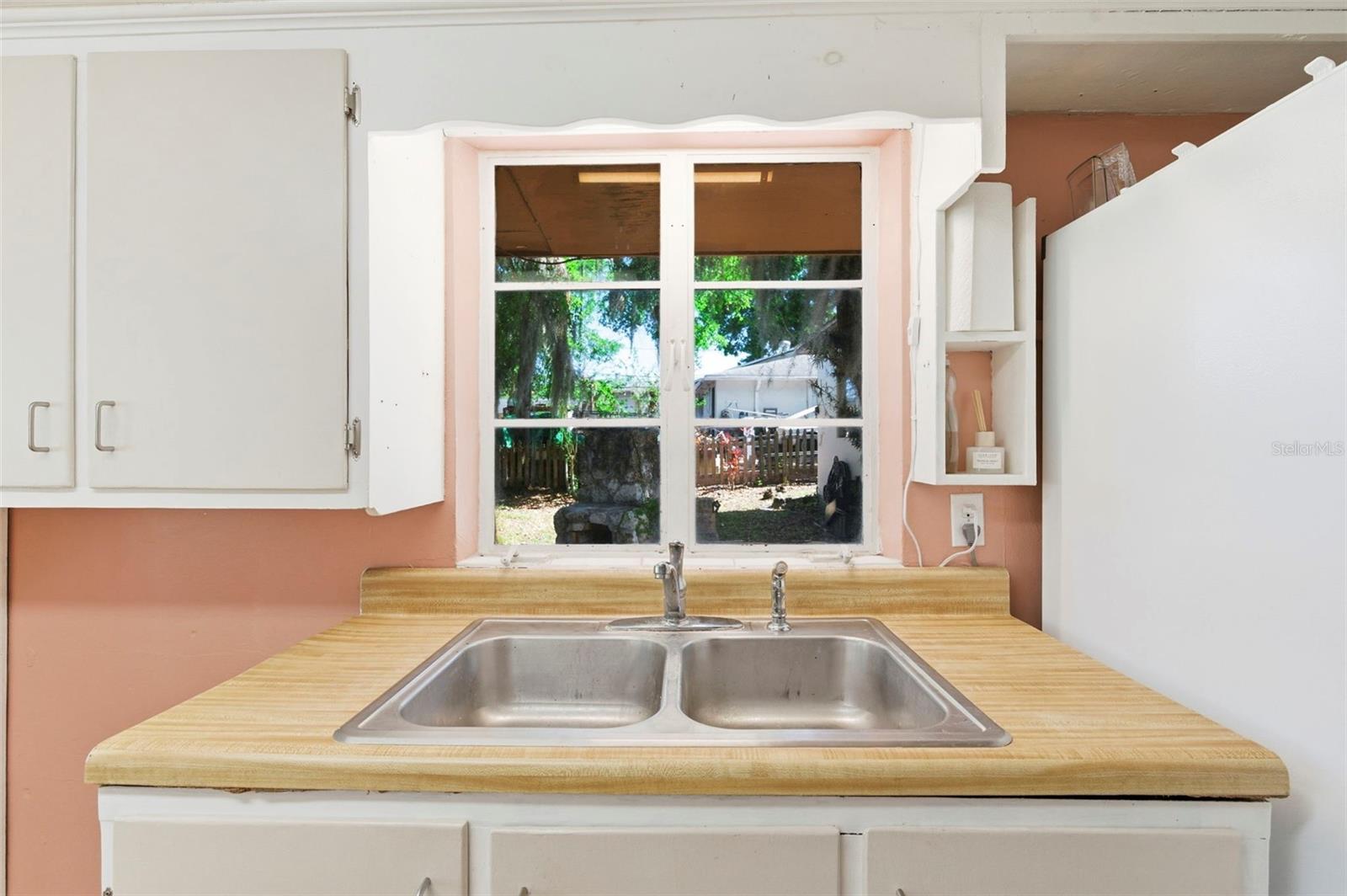 ARTHUR GIBSONS SUB - Residential