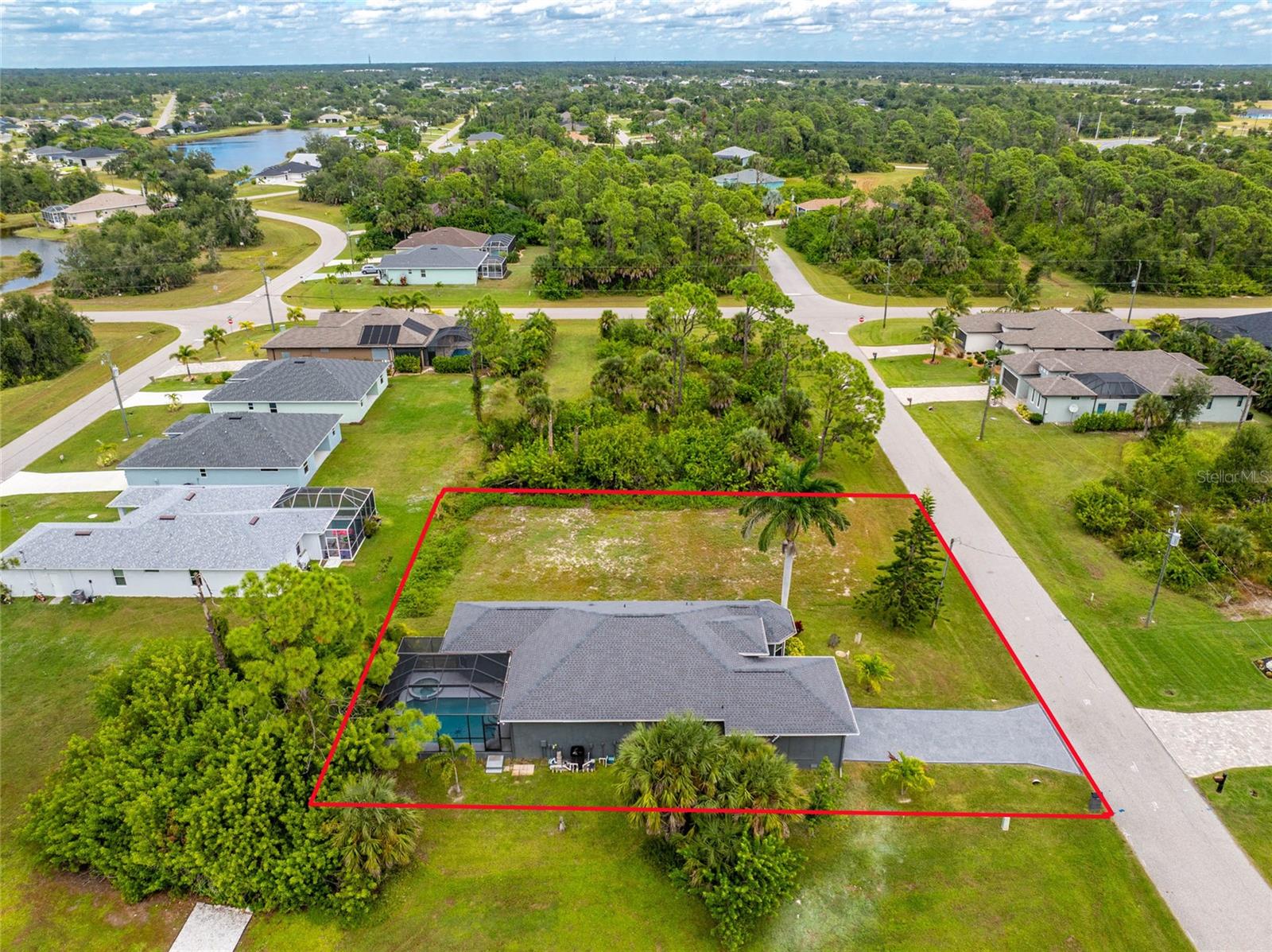 ROTONDA LAKES - Residential