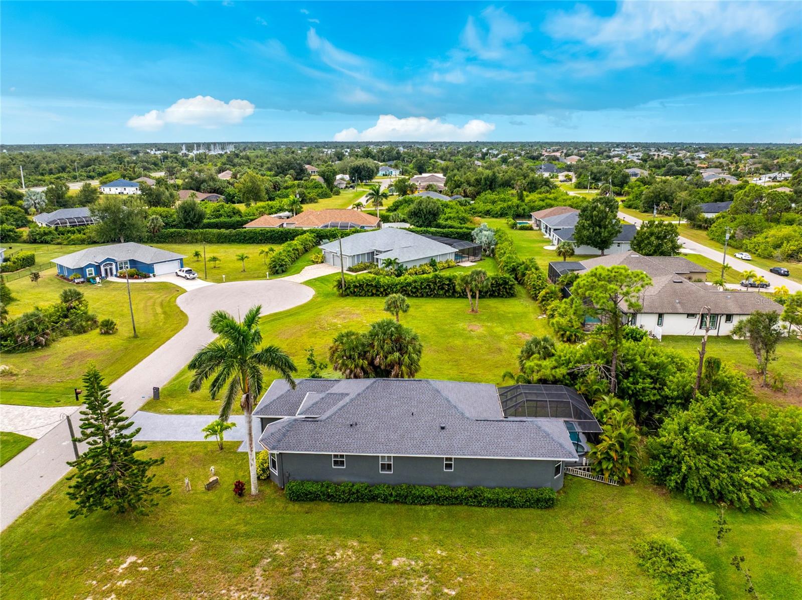 ROTONDA LAKES - Residential