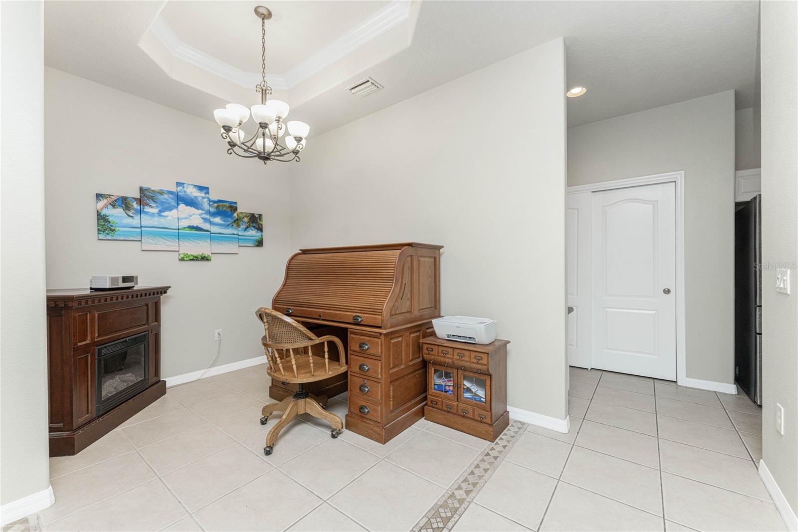 ROTONDA LAKES - Residential