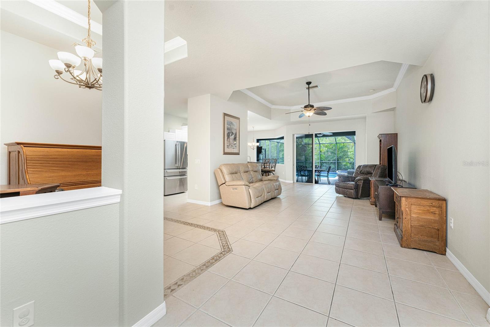 ROTONDA LAKES - Residential