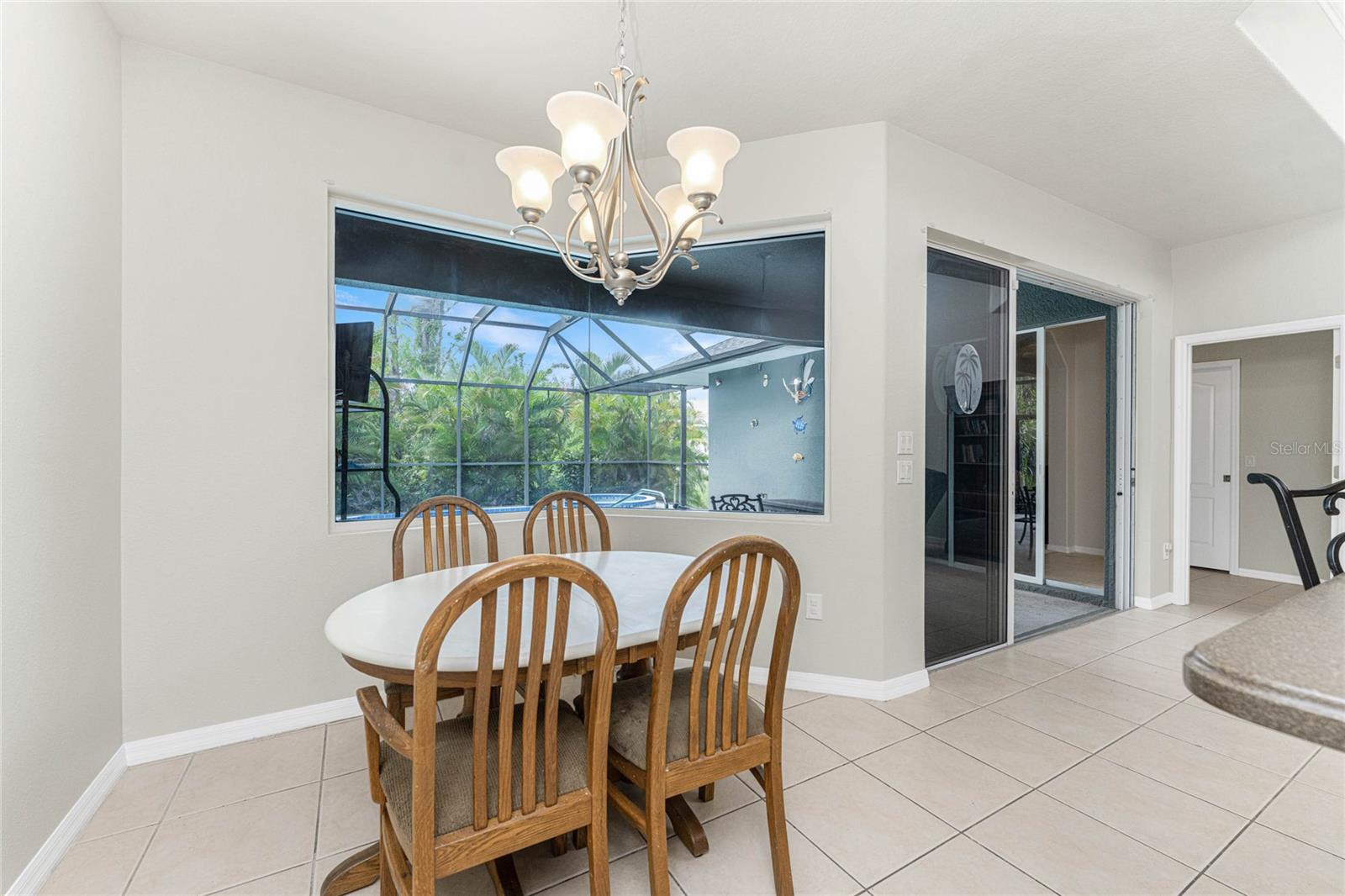 ROTONDA LAKES - Residential