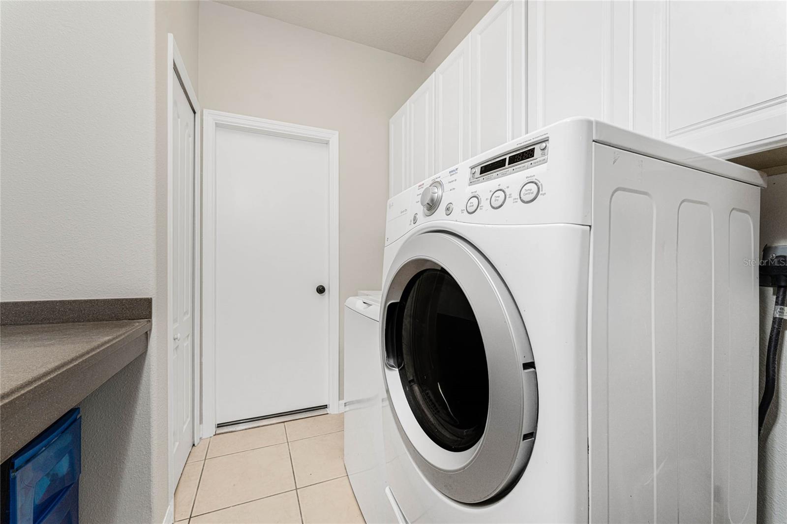 ROTONDA LAKES - Residential