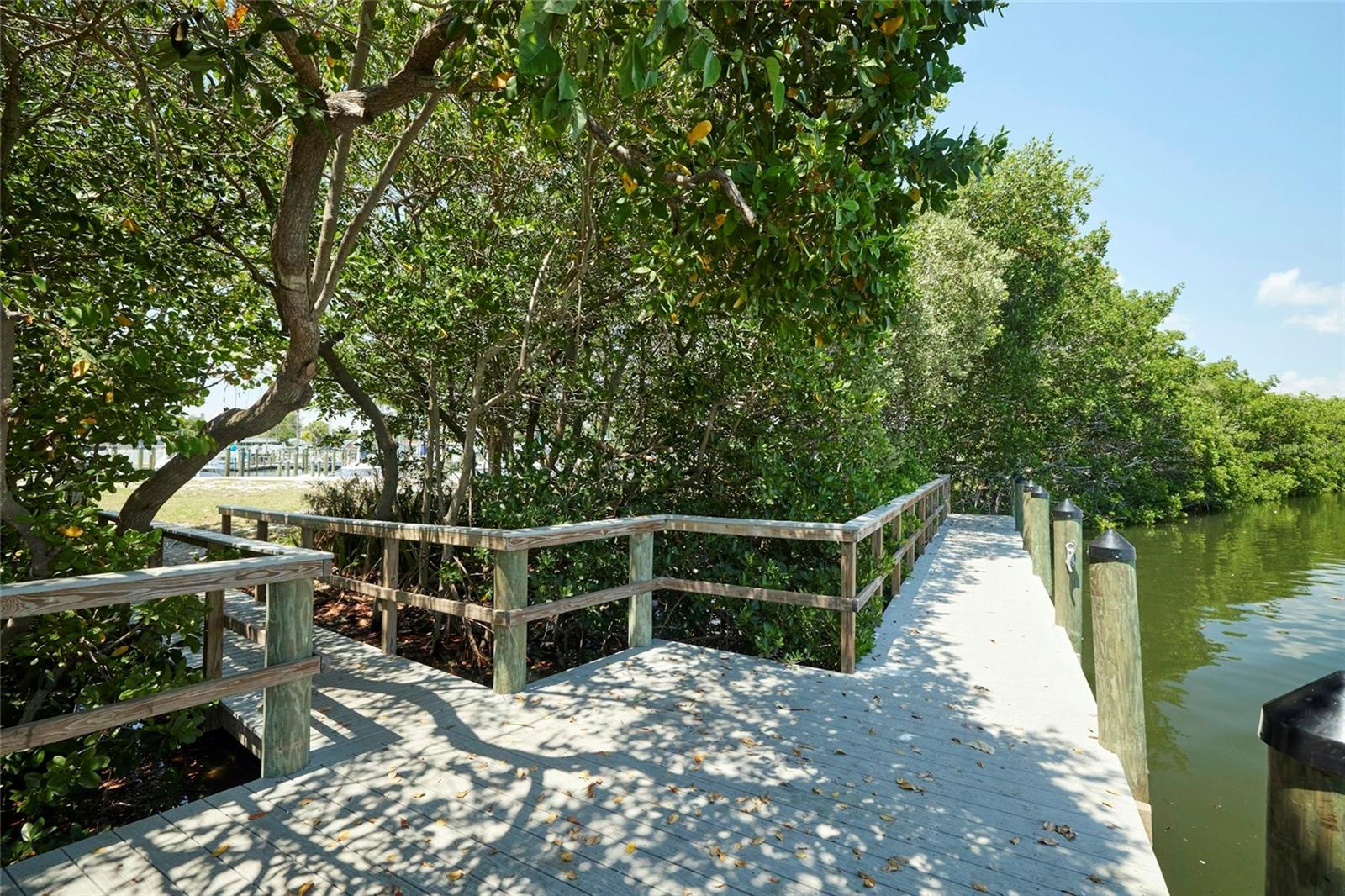 BAYSHORE GARDENS SEC 5 - Residential