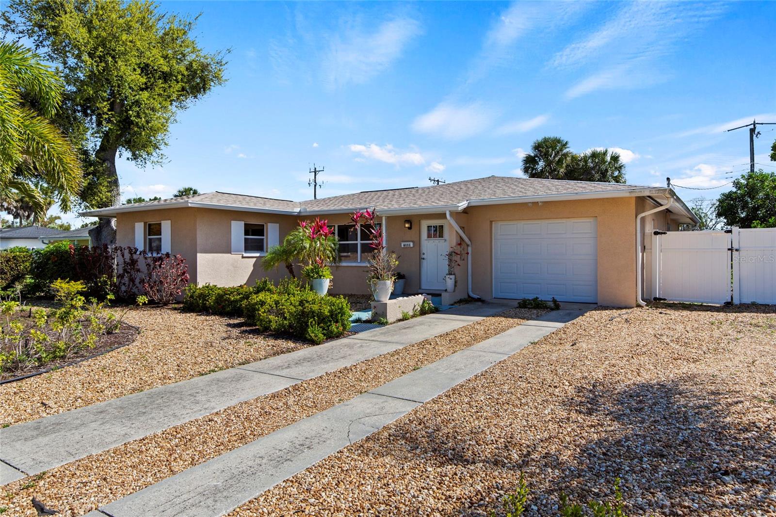 6111 DARTMOUTH DRIVE