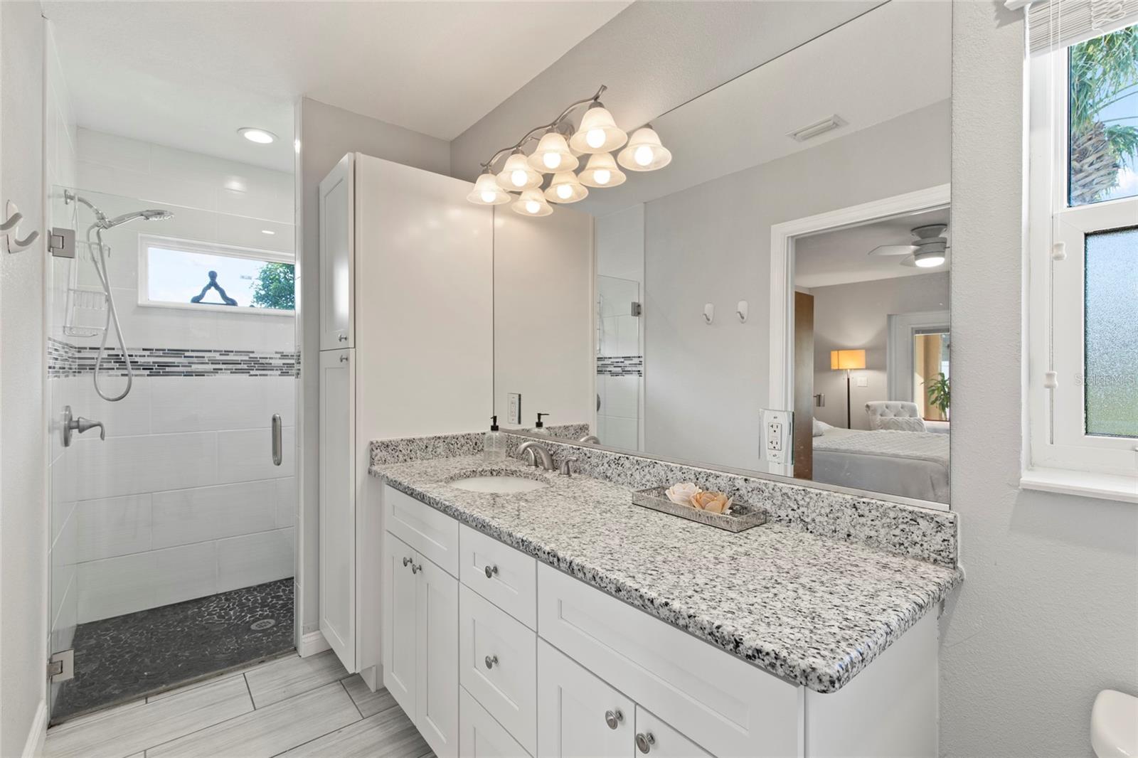 BAYSHORE GARDENS SEC 5 - Residential