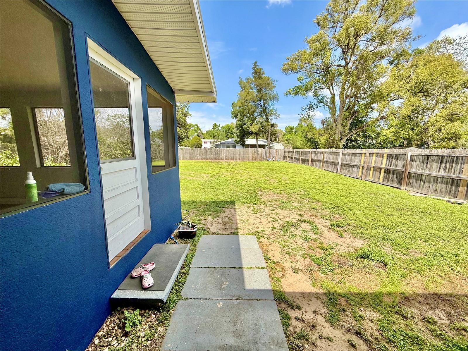 37641 HENDLEY AVENUE