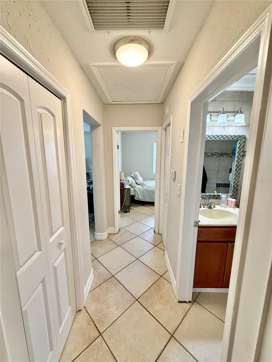 ACREAGE & UNREC - Residential