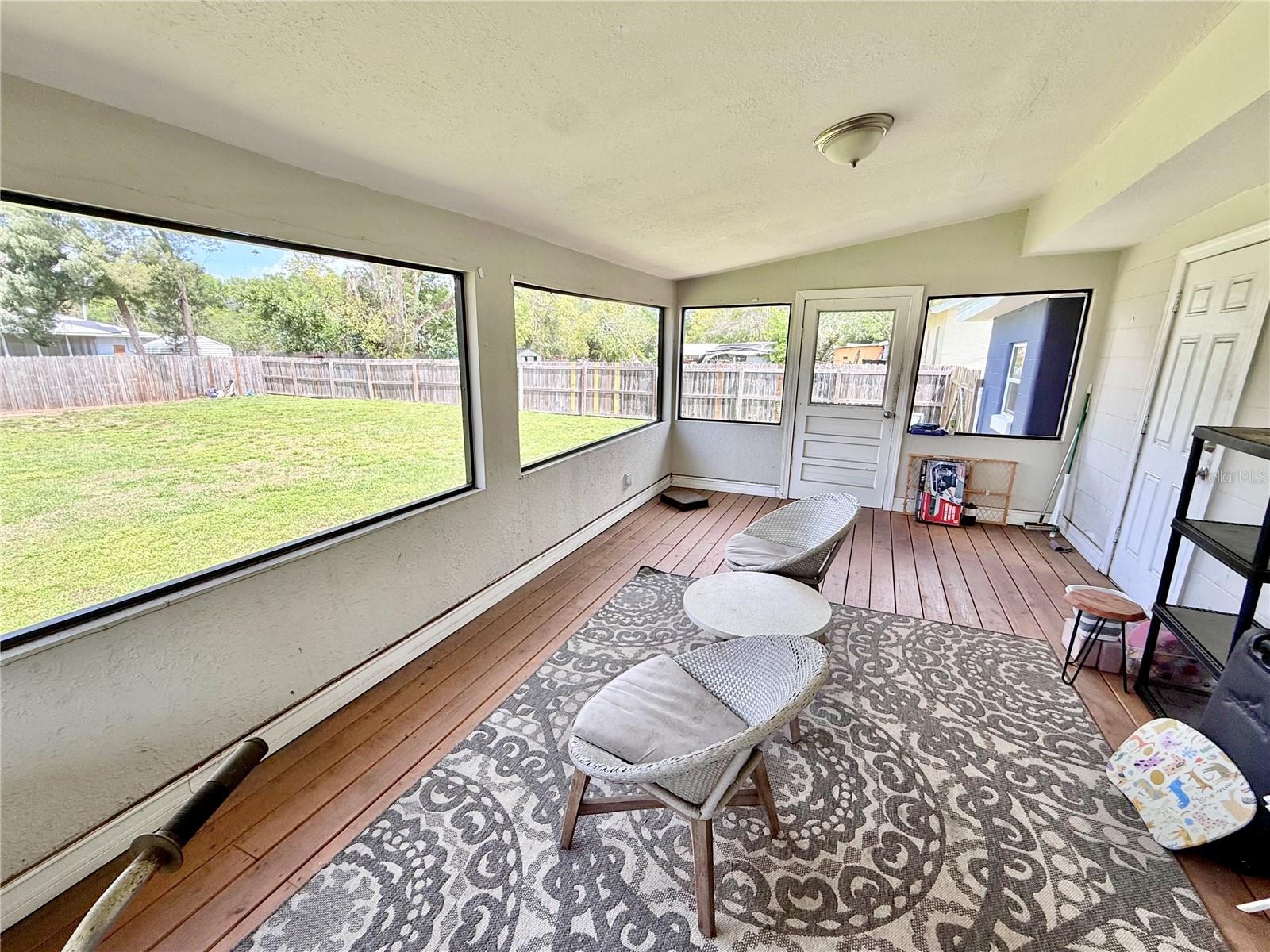 ACREAGE & UNREC - Residential