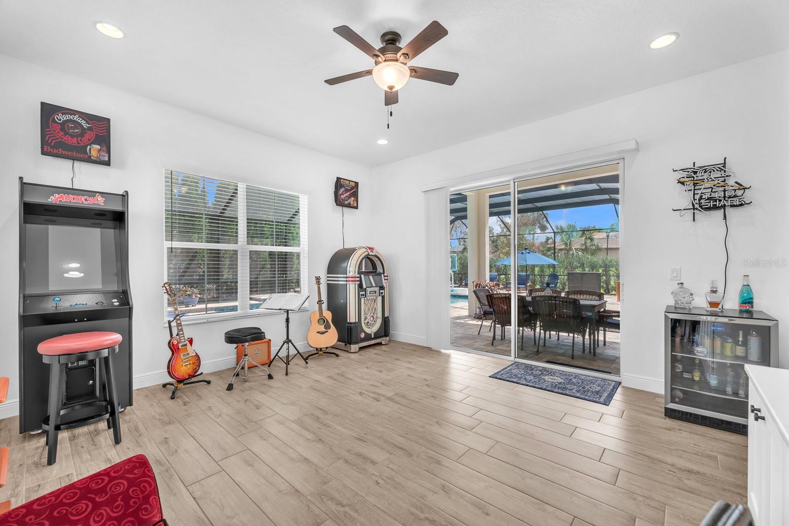 FISHHAWK RANCH PRESERVE - Residential