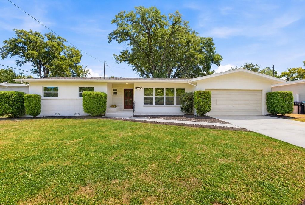 Photo of 3256 Wickersham Court, Orlando, FL 32806 (MLS # O6406022)