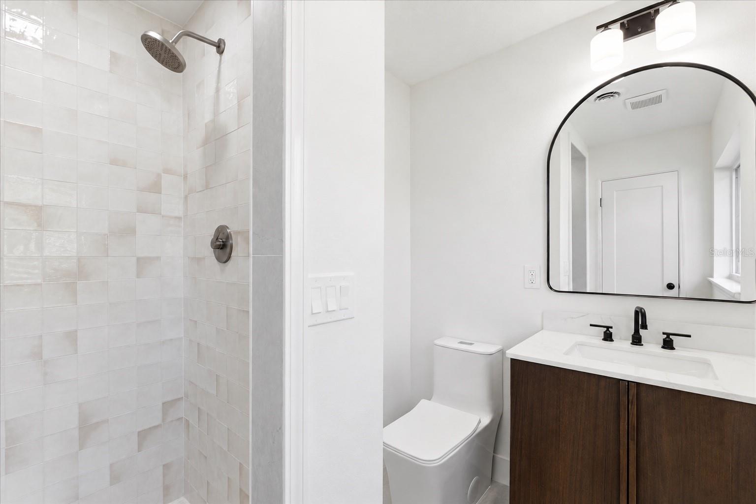 SKYCREST - Residential