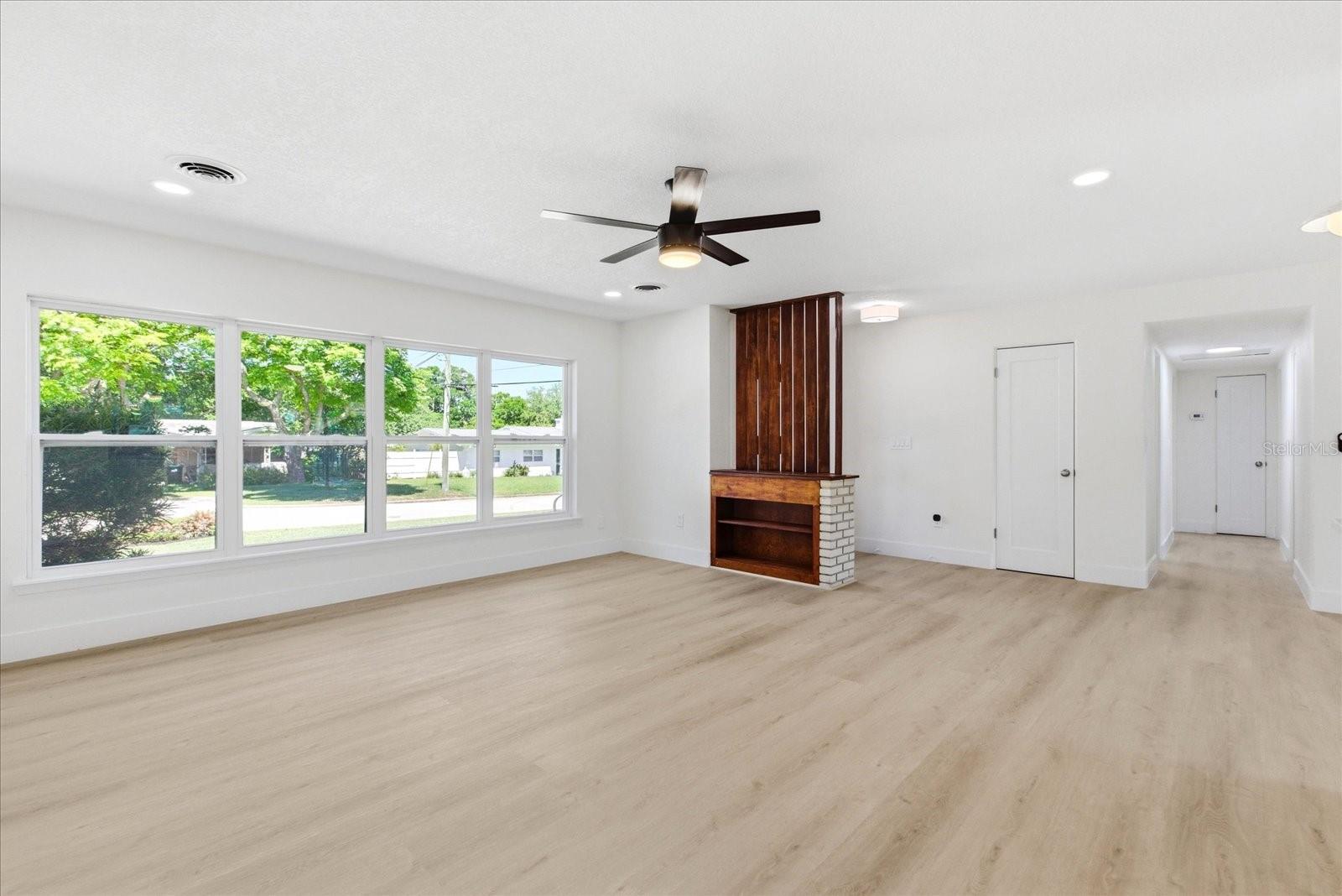 SKYCREST - Residential