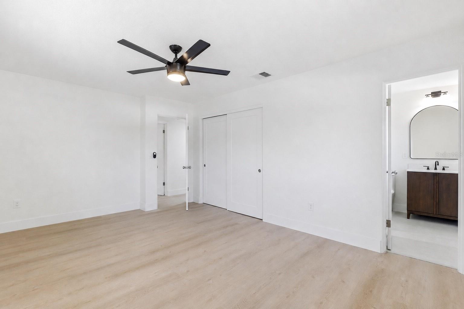 SKYCREST - Residential
