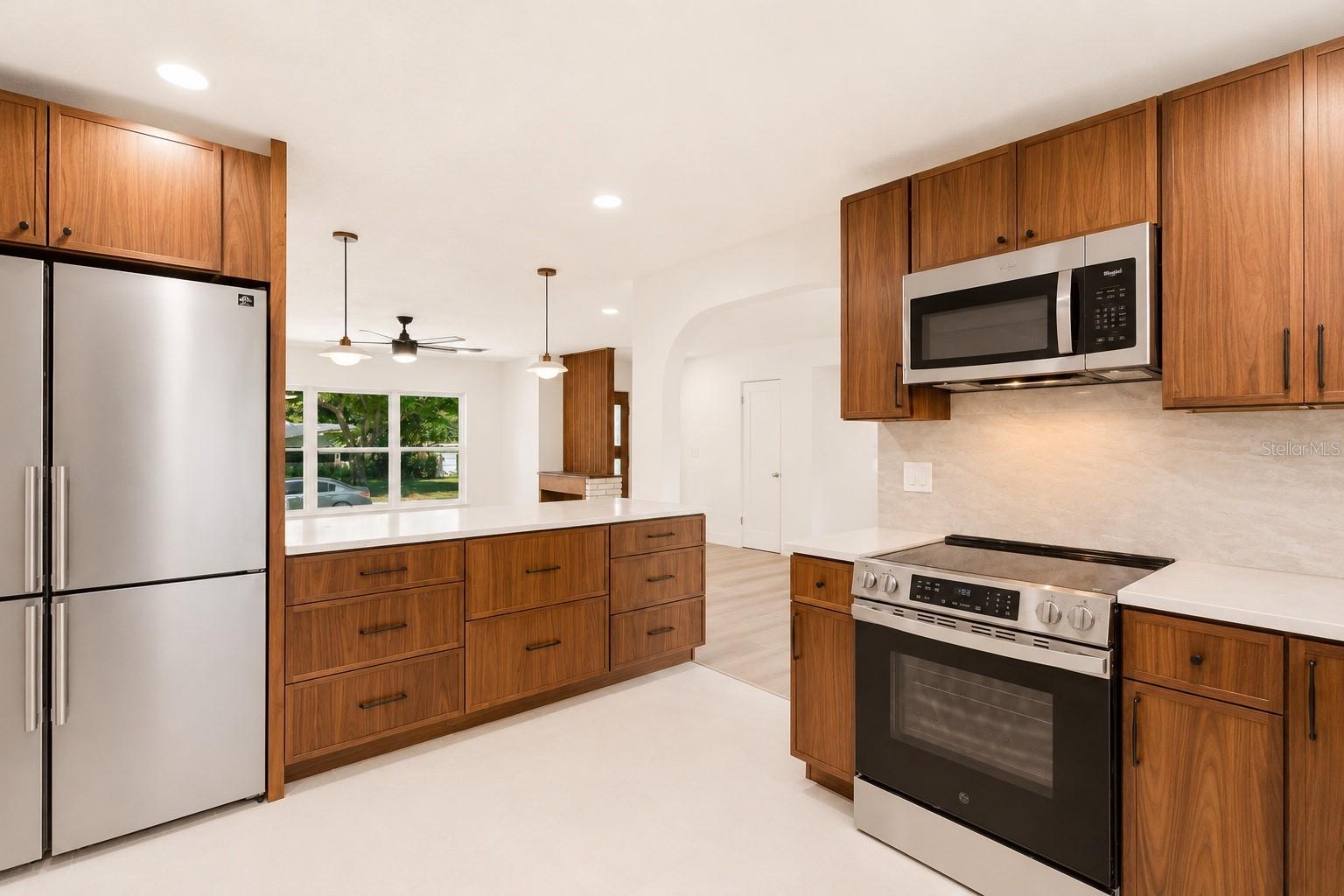 SKYCREST - Residential
