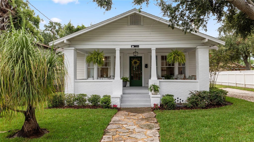 Photo of 730 College Avenue, Lakeland, FL 33801 (MLS # L4964521)