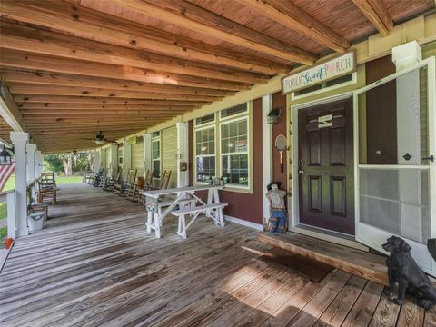 A home in DUNNELLON