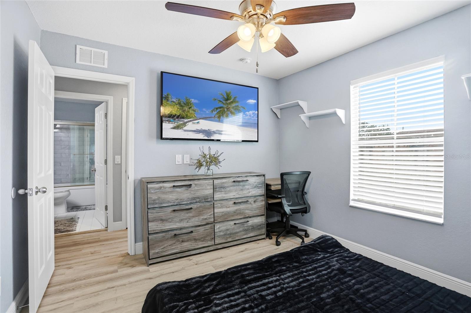 REGAL PALMS AT HIGHLAND RESERVE PH 05 - Residential