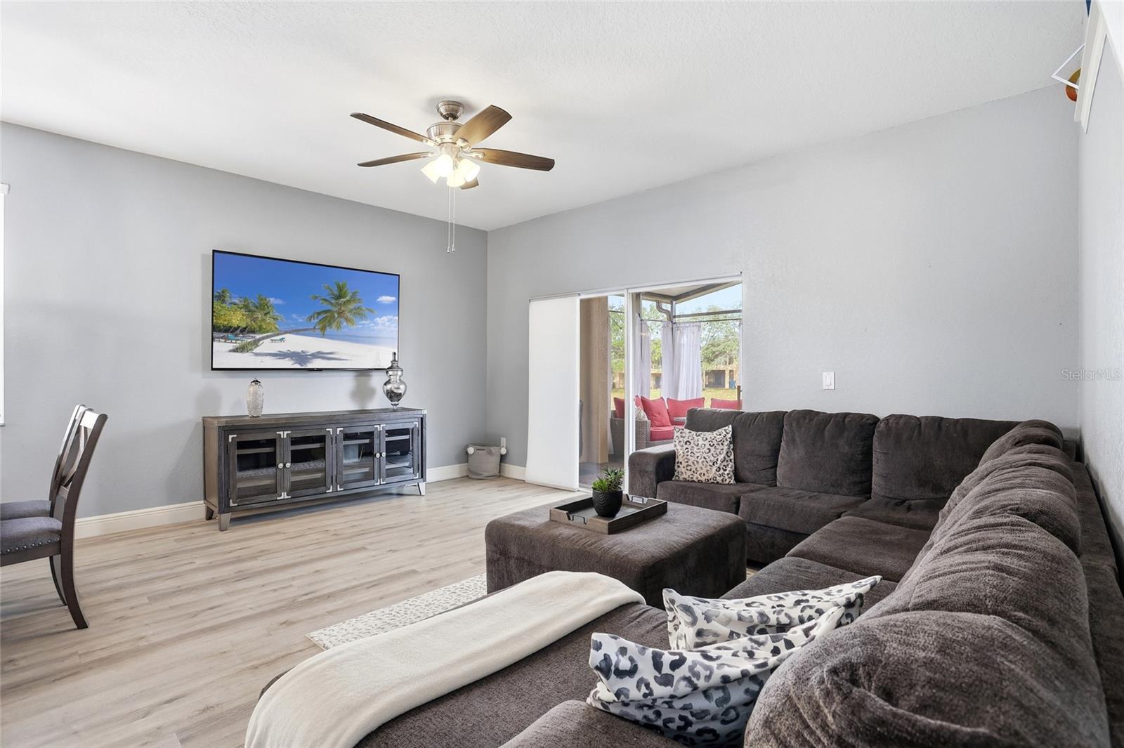 REGAL PALMS AT HIGHLAND RESERVE PH 05 - Residential