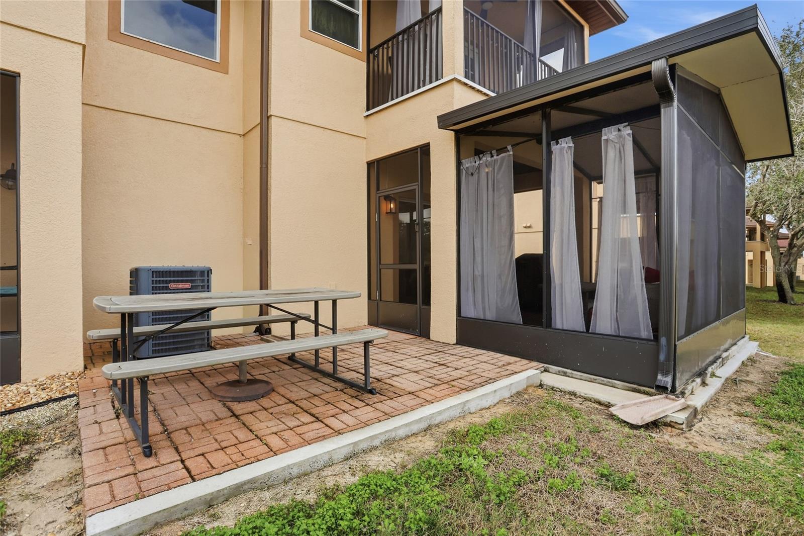 REGAL PALMS AT HIGHLAND RESERVE PH 05 - Residential