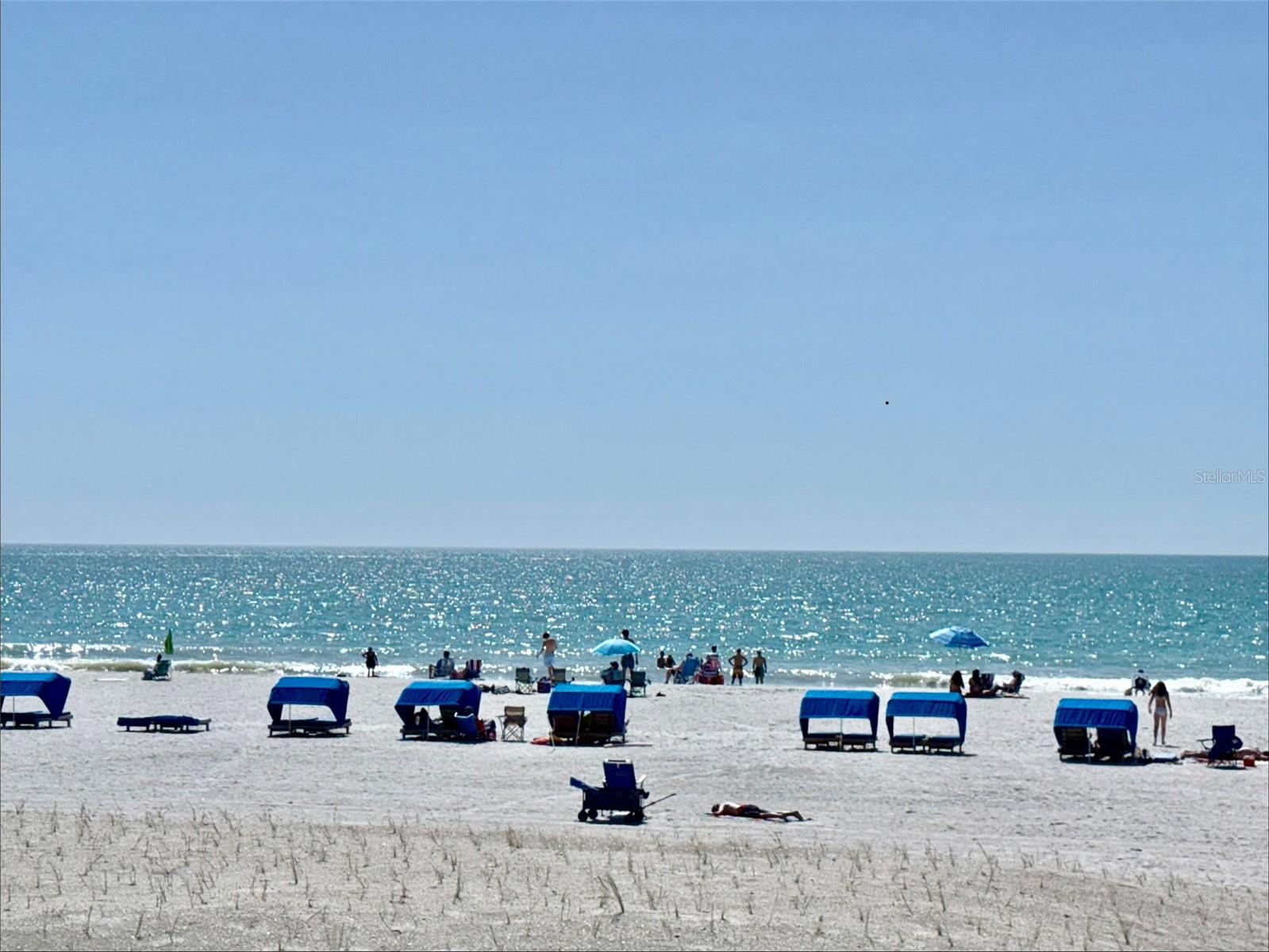 BEACH COTTAGE CONDO - Residential