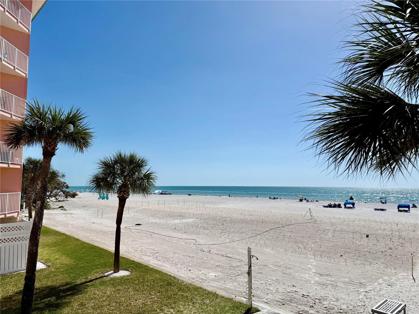 BEACH COTTAGE CONDO - Residential