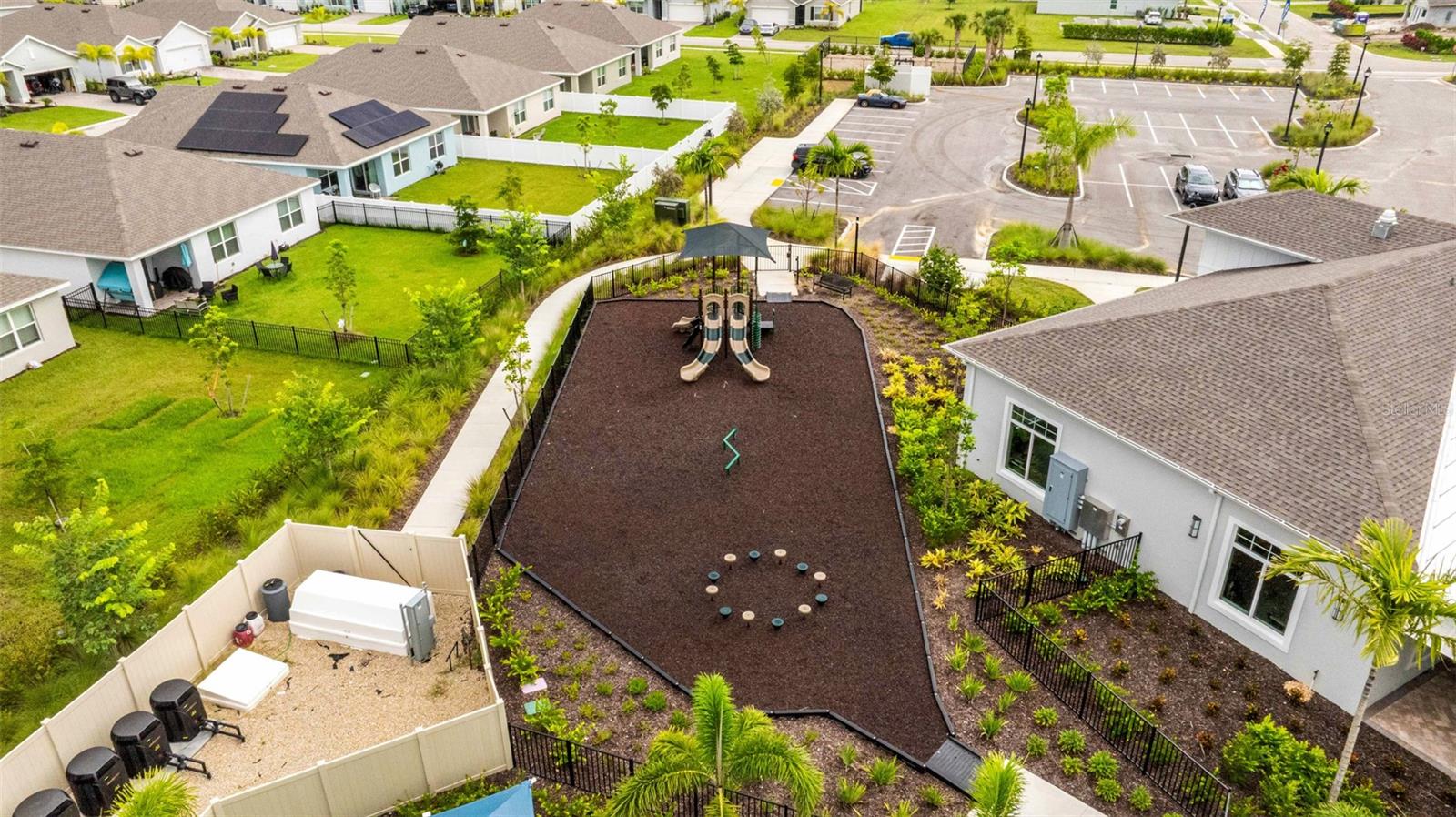 CORAL BAY - Residential