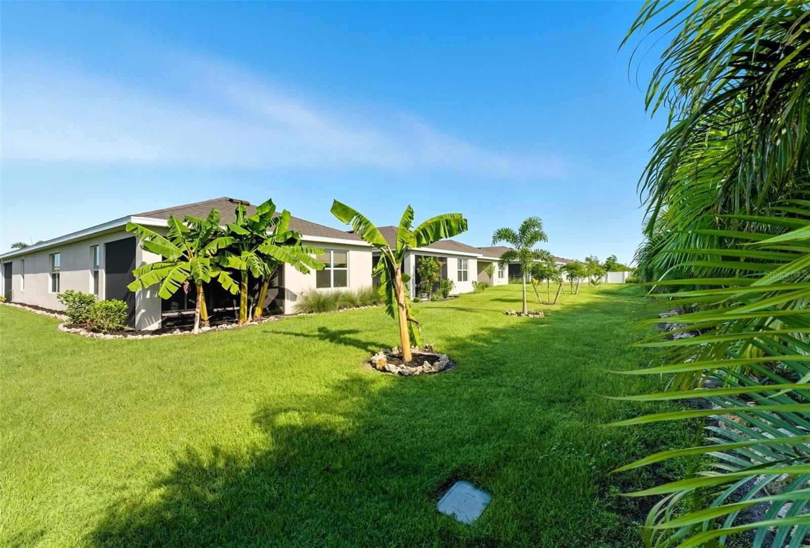 CORAL BAY - Residential