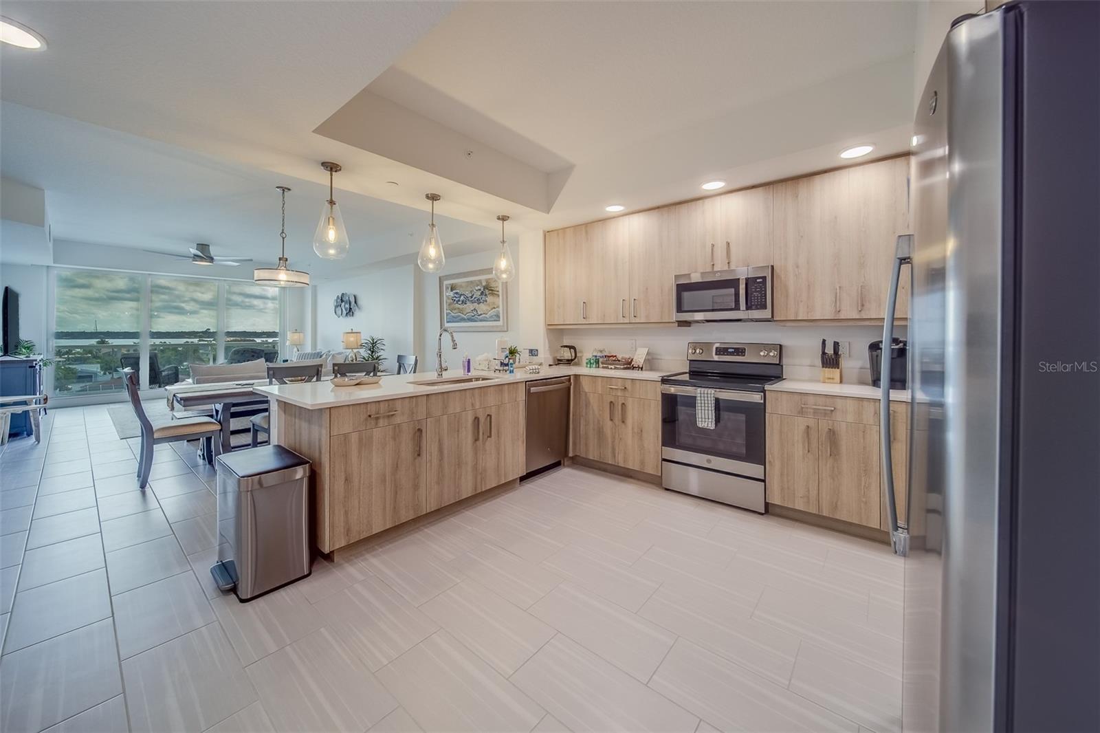 415 ISLAND WAY 505