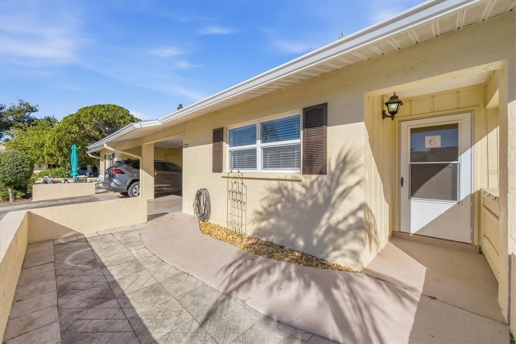 Photo of 390 301 Boulevard W #27C, Bradenton, FL 34205 (MLS # A4678652)