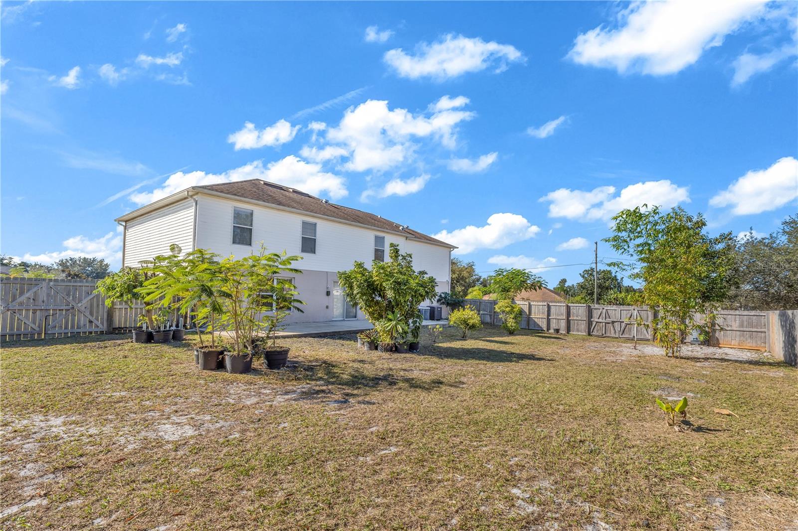 DELTONA LAKES UNIT 32 - Residential
