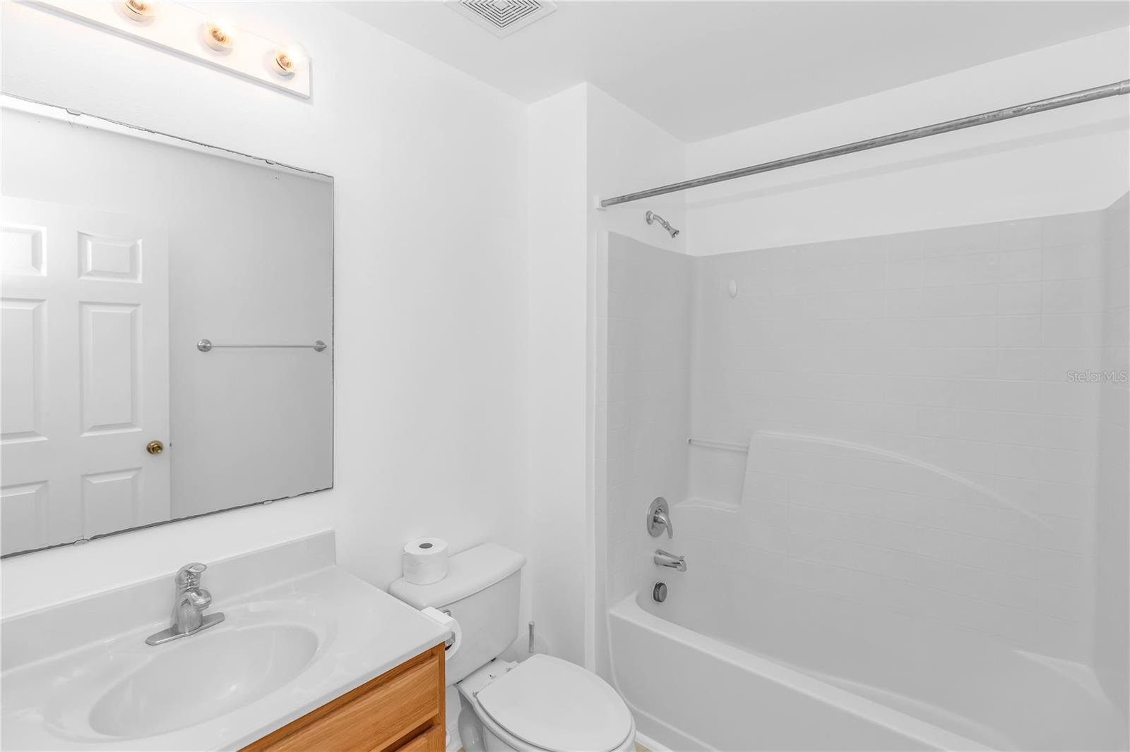 DELTONA LAKES UNIT 32 - Residential