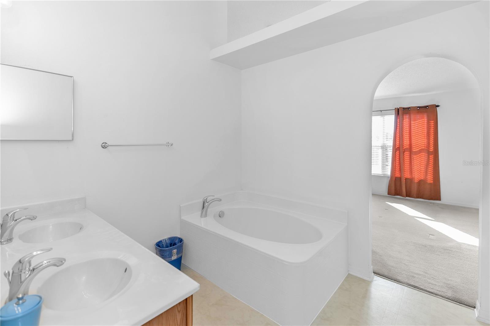 DELTONA LAKES UNIT 32 - Residential