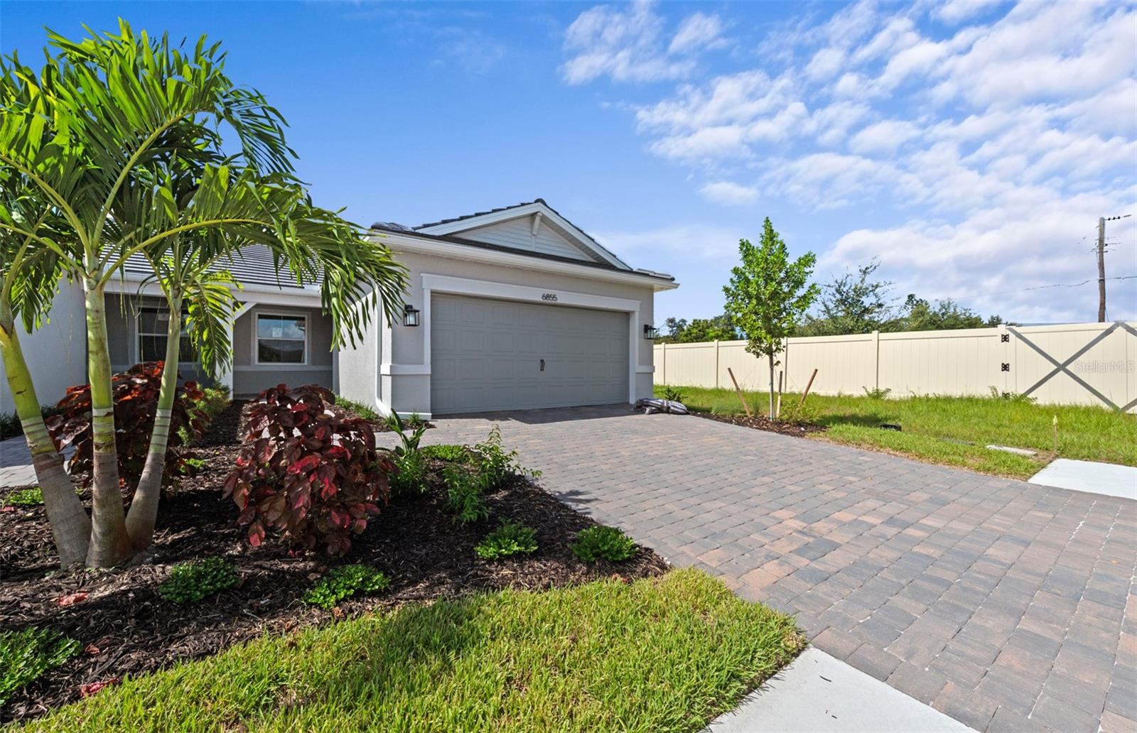 6855 CALI COURT