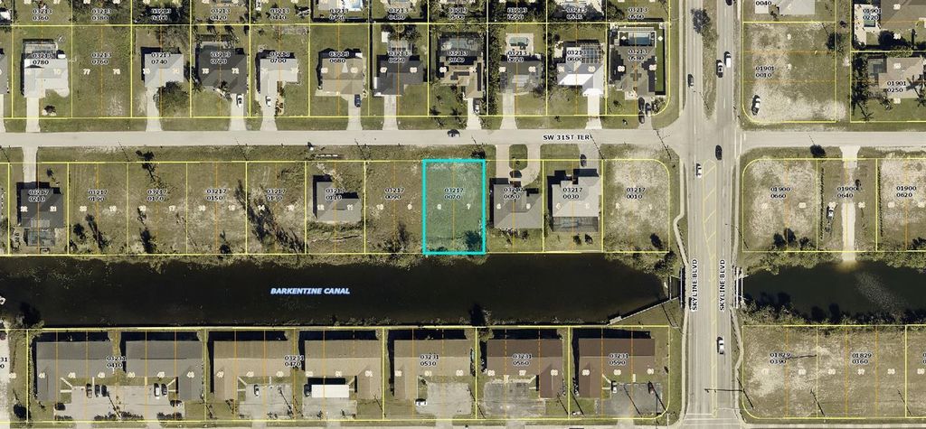 Photo of 814 SW 31st Terrace, Cape Coral, FL 33914 (MLS # C7503728)