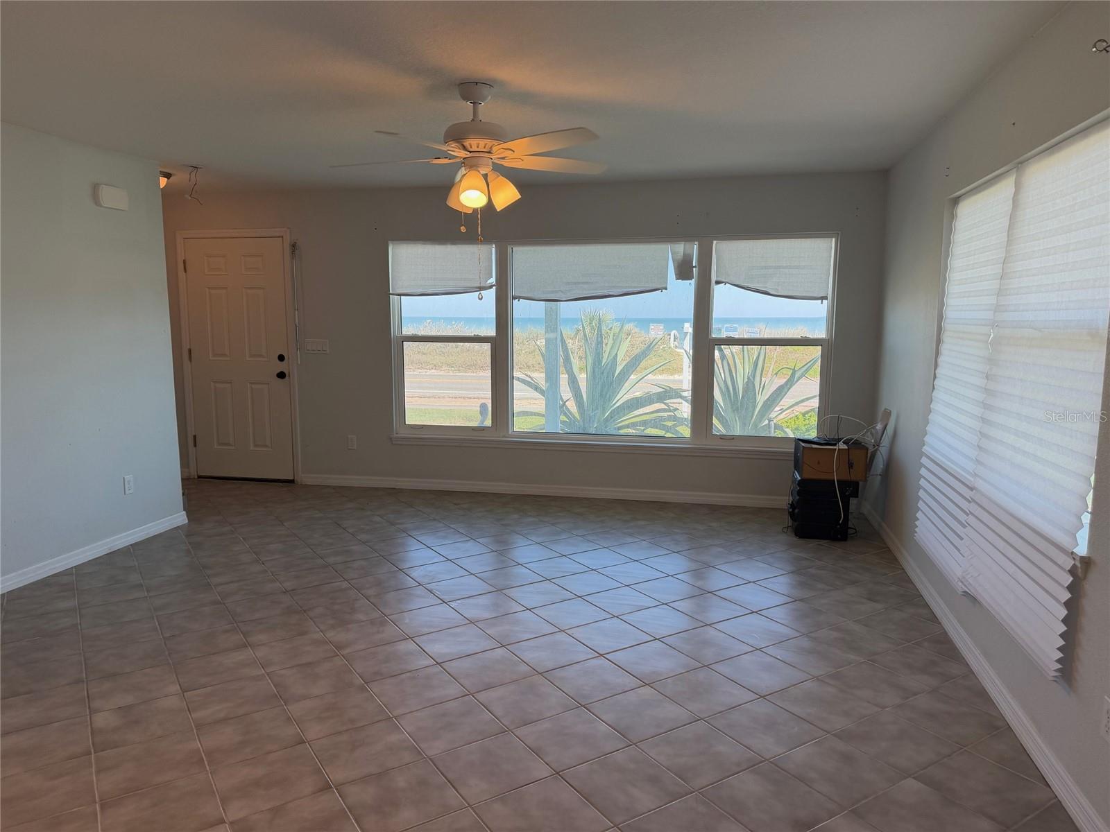 SOUTHERN SHORES CONDO - Residential