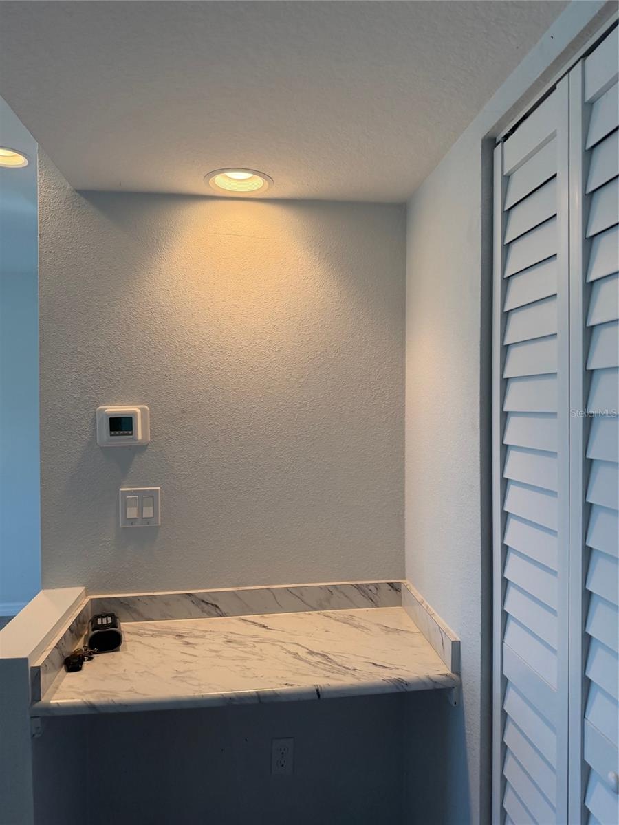 SOUTHERN SHORES CONDO - Residential