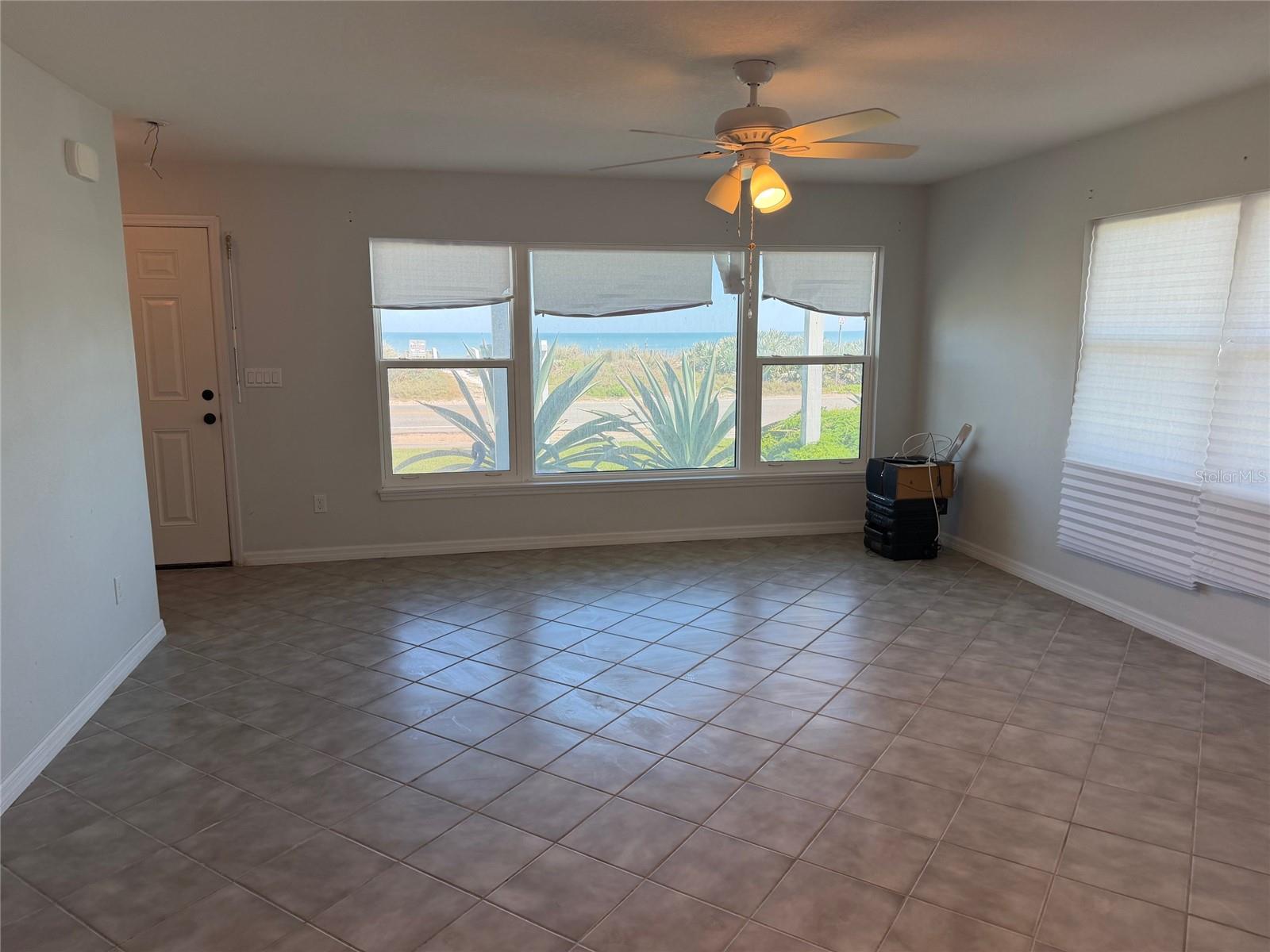 SOUTHERN SHORES CONDO - Residential
