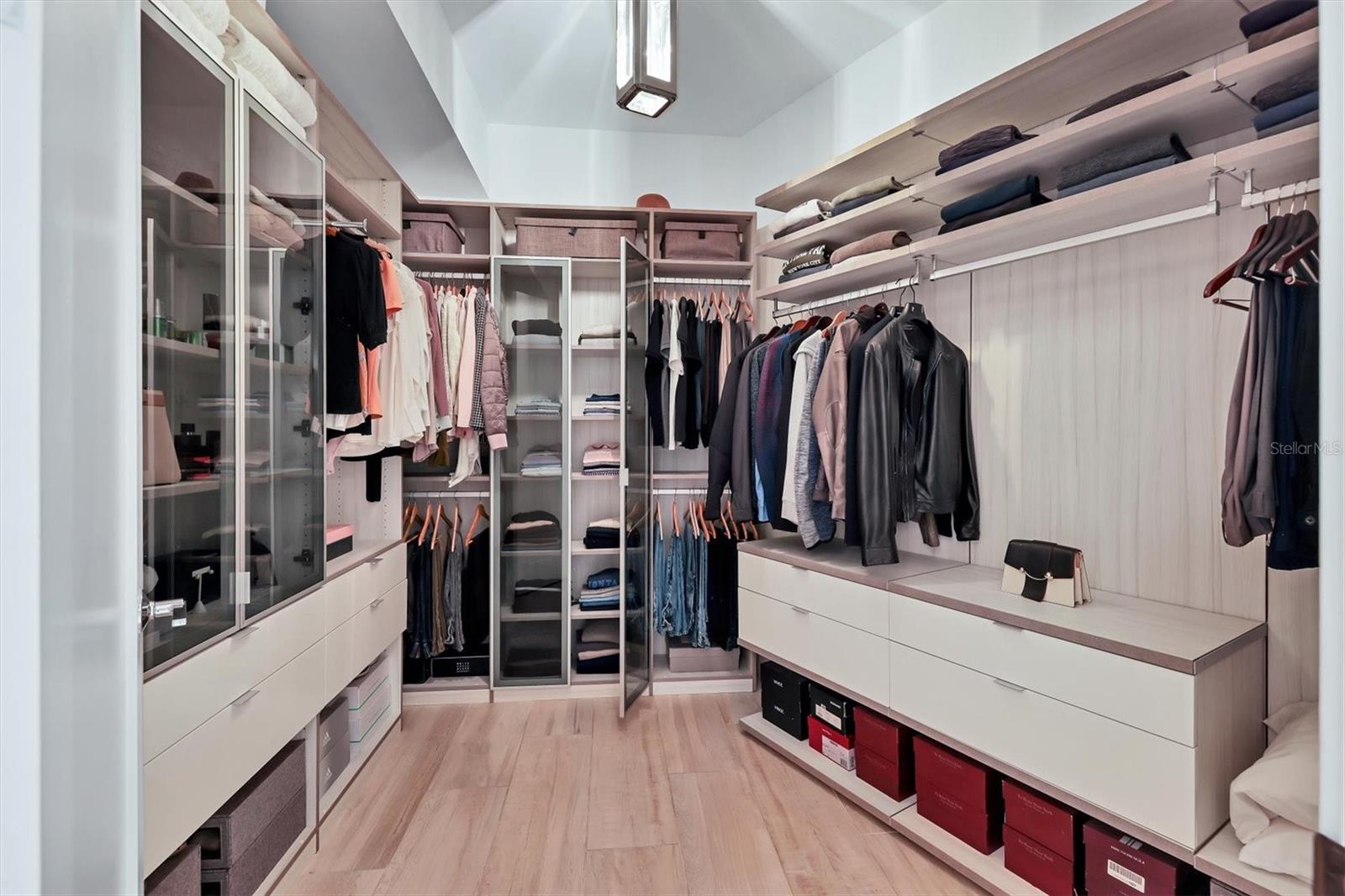 VUE SARASOTA BAY - Residential