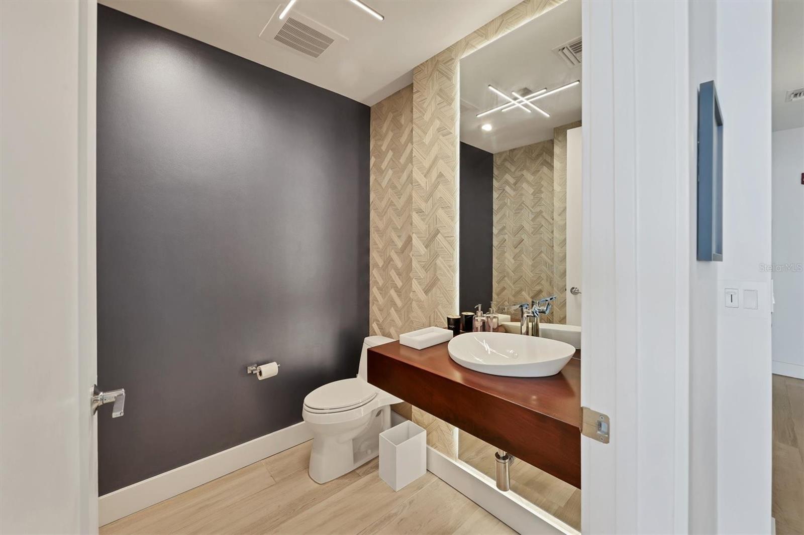 VUE SARASOTA BAY - Residential